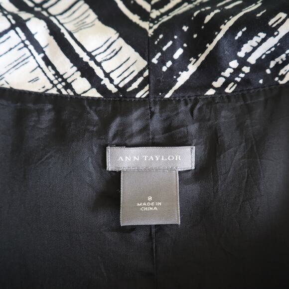 Ann Taylor Womens Cowl Neck Sheath‎ Dress Size 8 Black White Abstract Print Work - Picture 6 of 10